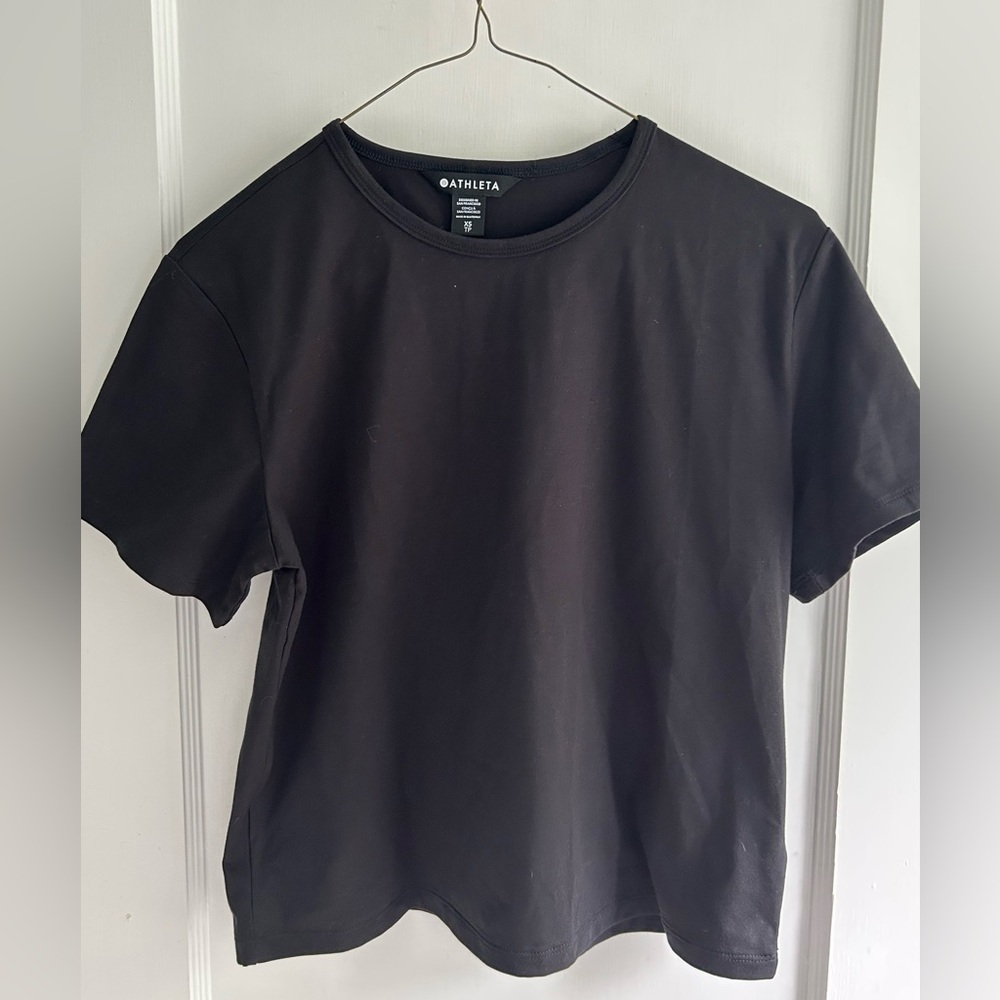 Athleta Women’s Classic Black Tee